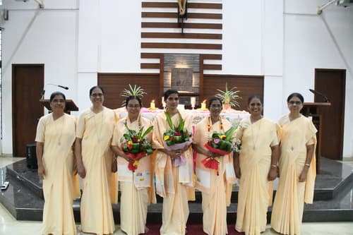 gallery collections rounded rounded-3